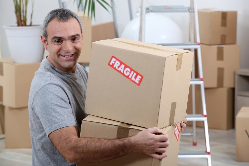 Student storage options in Barkingside for boxes and luggage